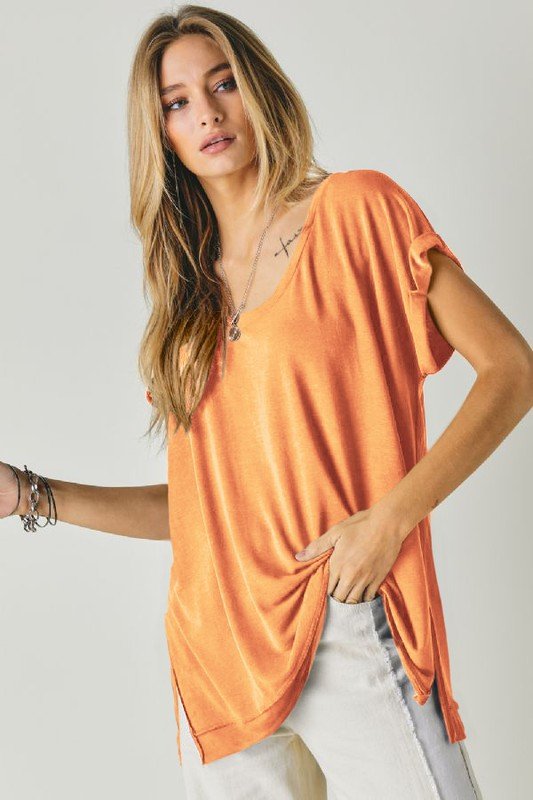Solid Round Neck Loose Top.